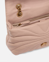 Große Umhängetasche Love Bag Puff mit Schmetterlingssteppung - Rosa | Pinko