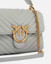 Kleine Lady Love Bag Puff Chevron Handtasche - Grau | Pinko