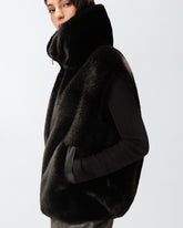 Weste in Pelzoptik mit Reißverschluss - | Pinko