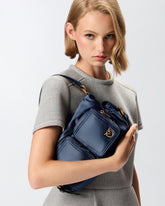 Mittelgroße Camera Bag aus Satin mit Logo Love Birds - | Pinko