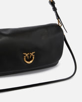Mittlere Umhängetasche Love Bag Click Soft Horizontal Handle aus Leder - | Pinko