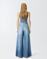 Ausgestellte Jeans mit Super Wide Leg - | Pinko