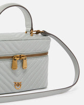 Kleines Beautycase zum Umhängen aus Nappaleder mit Chevron - | Pinko
