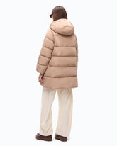 Daunenjacke aus wasserabweisendem technischem Gewebe - Beige | Pinko