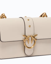 Kleine Love Bag One Schultertasche aus Leder mit New Buckle - Weiß | Pinko