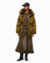 Down jacket in technical satin with camouflage motif - Green | Pinko