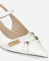 Slingbacks mit Riemchen und Schmuckapplikationen - | Pinko