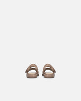 Gepolsterte Sandalen aus Nappaleder mit Metallic-Details - | Pinko