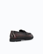 Leather loafer with logo and lug sole - Burgundy | Pinko