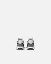 Sneakers aus Veloursleder mit Logo - | Pinko