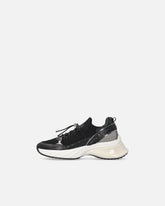 Sneakers in Strick mit Schnürsenkeln und Kordelstopper - | Pinko