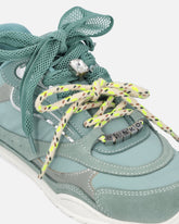 Sneakers mit doppelten Schnürsenkeln und Applikationen - Salbeigrün | Pinko