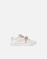 Sneakers mit doppelten Schnürsenkeln, Kristall und Charm - | Pinko