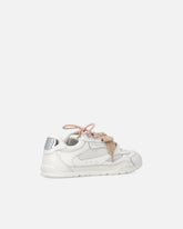 Sneakers mit doppelten Schnürsenkeln, Kristall und Charm - | Pinko