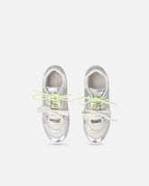 Laminierte Sneakers mit doppelten Schnürsenkeln und Schmuckapplikationen - Silber | Pinko