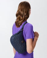 Kleine Schultertasche Half Moon mit Logo Love Birds -  | Pinko