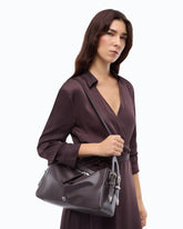 Mittelgroße Schultertasche Keeper Bag aus New Biker Leder - Schwarz | Pinko