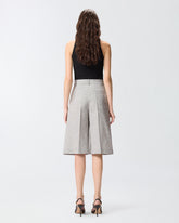 Slub shorts with pressed pleat detail -  | Pinko